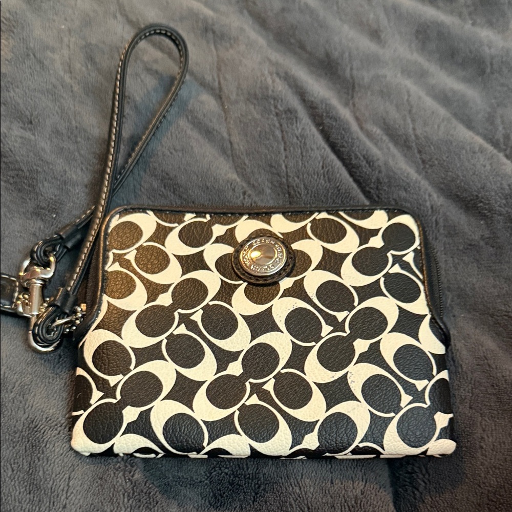Coach Monogram Black and Cream Wristlet